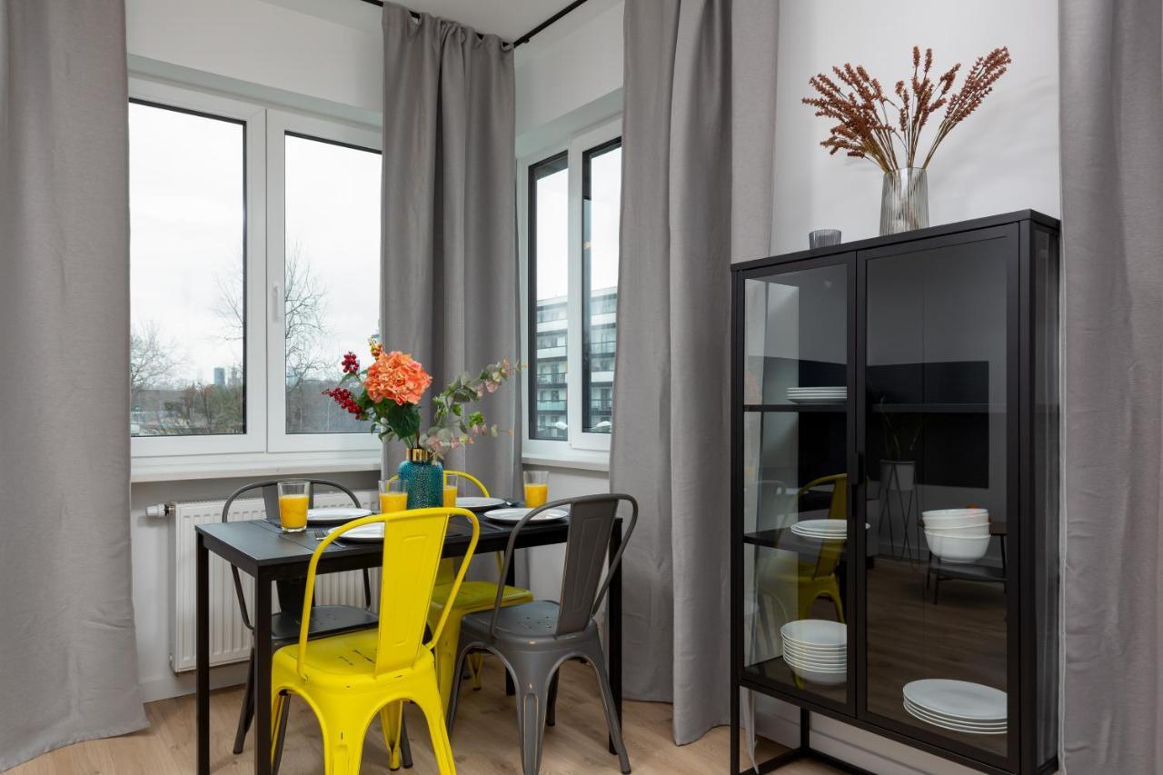 Artistic Zoliborz Apartments By Noclegi Renters Warsaw Exterior photo