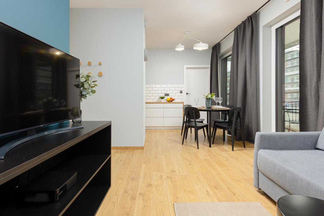 Artistic Zoliborz Apartments By Noclegi Renters Warsaw Exterior photo